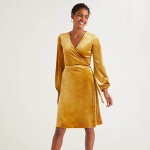 Ellie Velvet Wrap Dress in " Trumpet" Gold